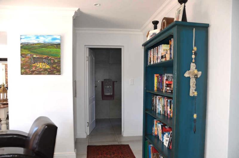 2 Bedroom Property for Sale in Island View Western Cape